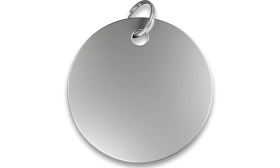 Médaille chat ronde argentée en aluminium avec anneau fendu. Personnalisable et gravable avec le nom de votre chat.